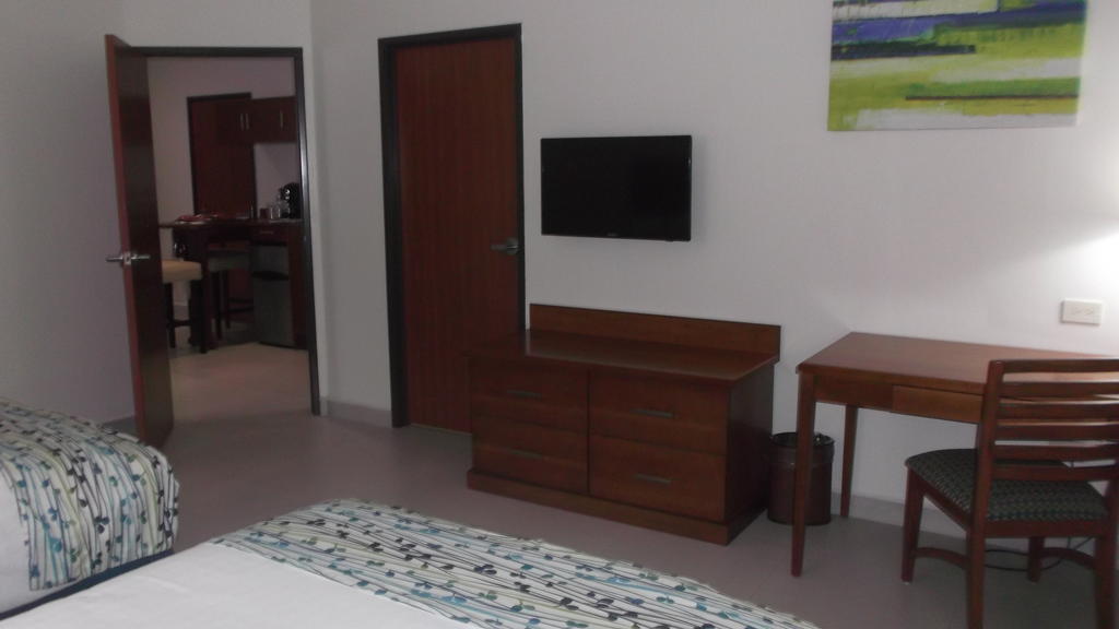 Booye Hotel Navojoa Room photo